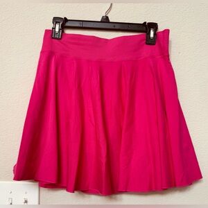 Pink Women's active wear skirt w/built-in shorts !
